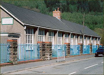 Duffryn Afan School