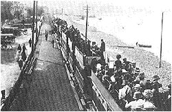 The train at Southend sometime between 1893 and 1898